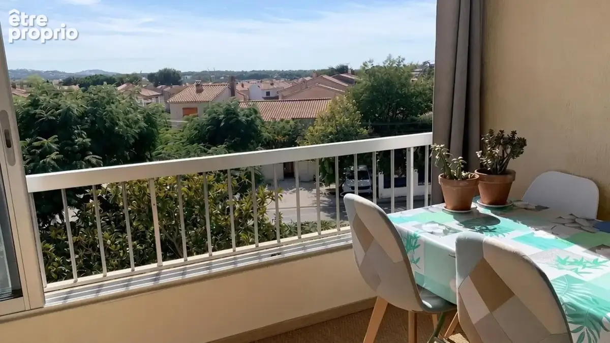 Appartement 2 pièces 56 m² à vendre à Six-Fours-Les-Plages (83140) - photo 2