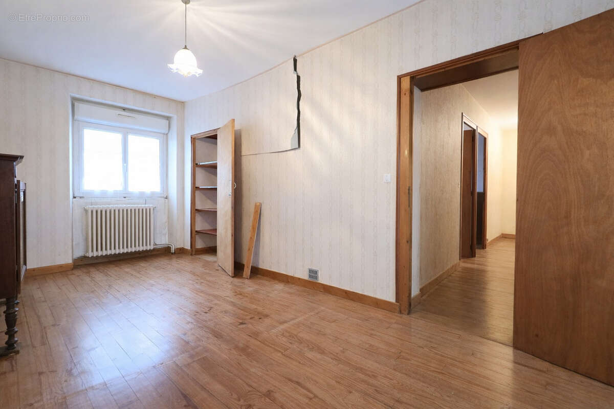 Maison à LA REGRIPPIERE