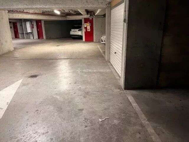 Parking à ASNIERES-SUR-SEINE