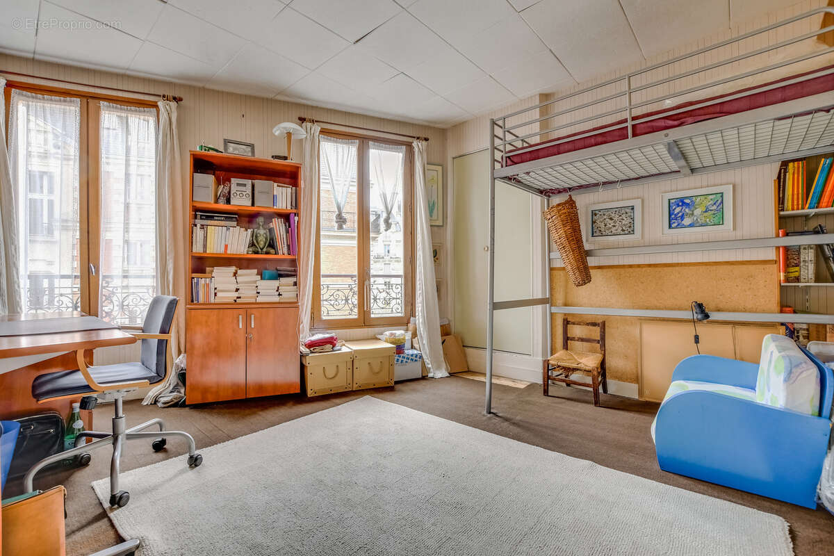 Appartement à PARIS-12E