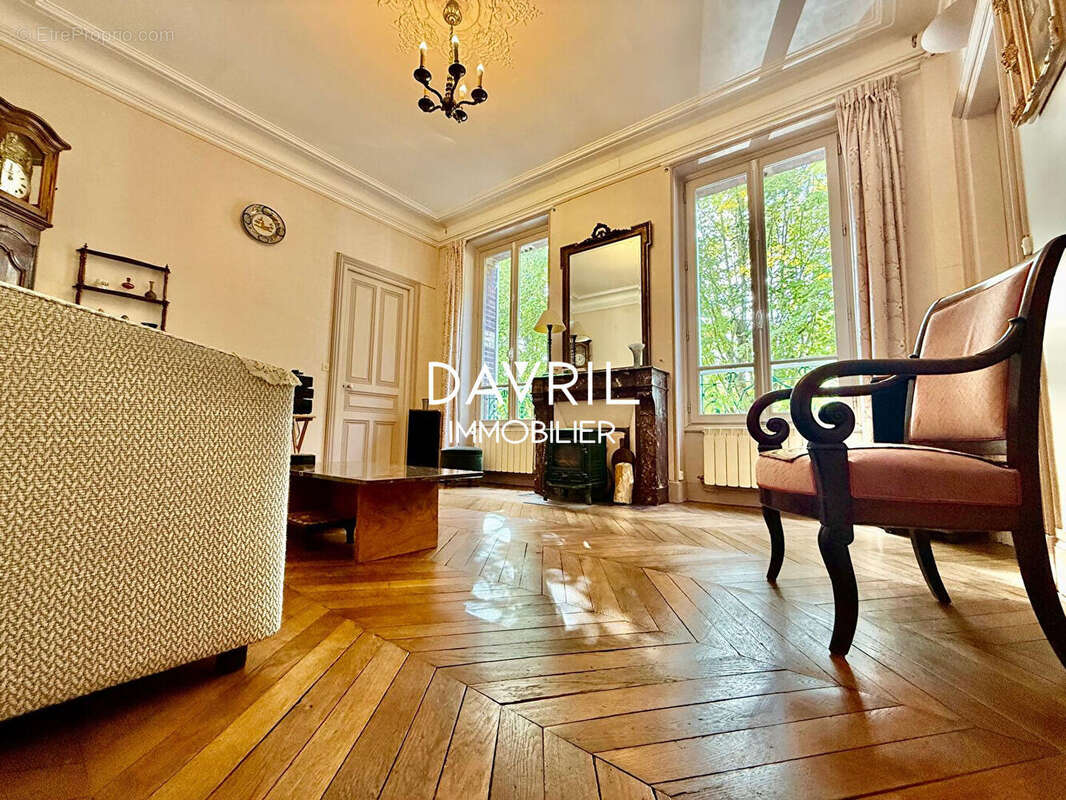 Appartement à CONFLANS-SAINTE-HONORINE