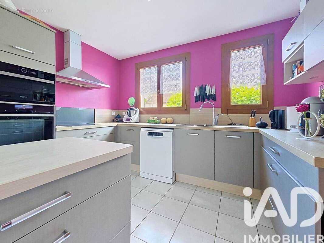 Maison 118 m² à Charleville-Mezieres  - photo 6