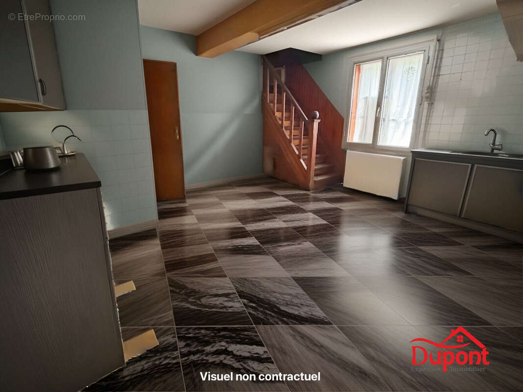 Maison 68 m² à Fumay  - photo 5