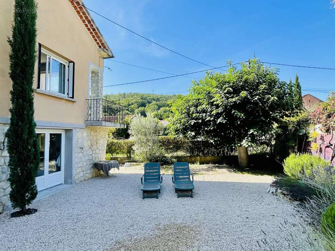 Maison à VAISON-LA-ROMAINE