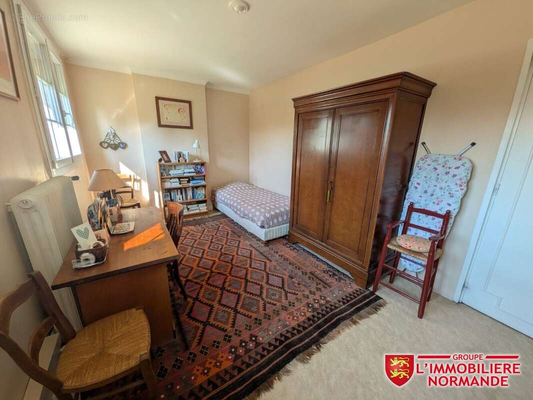 Maison à LA VILLENEUVE-EN-CHEVRIE