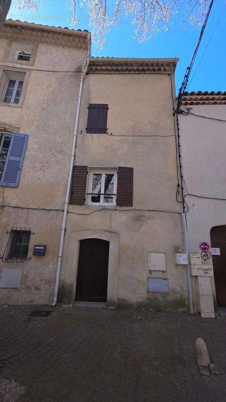 Maison à PELISSANNE