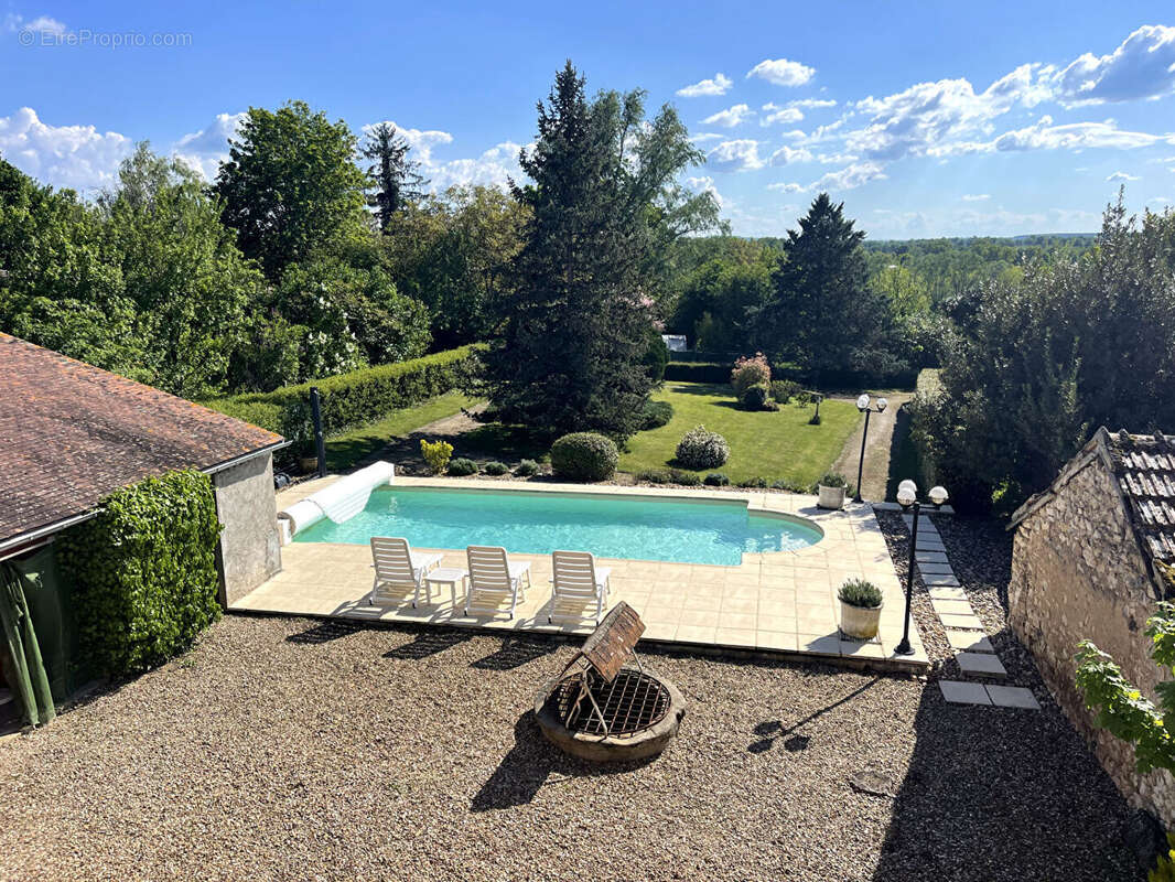 Maison à SAINT-MENOUX