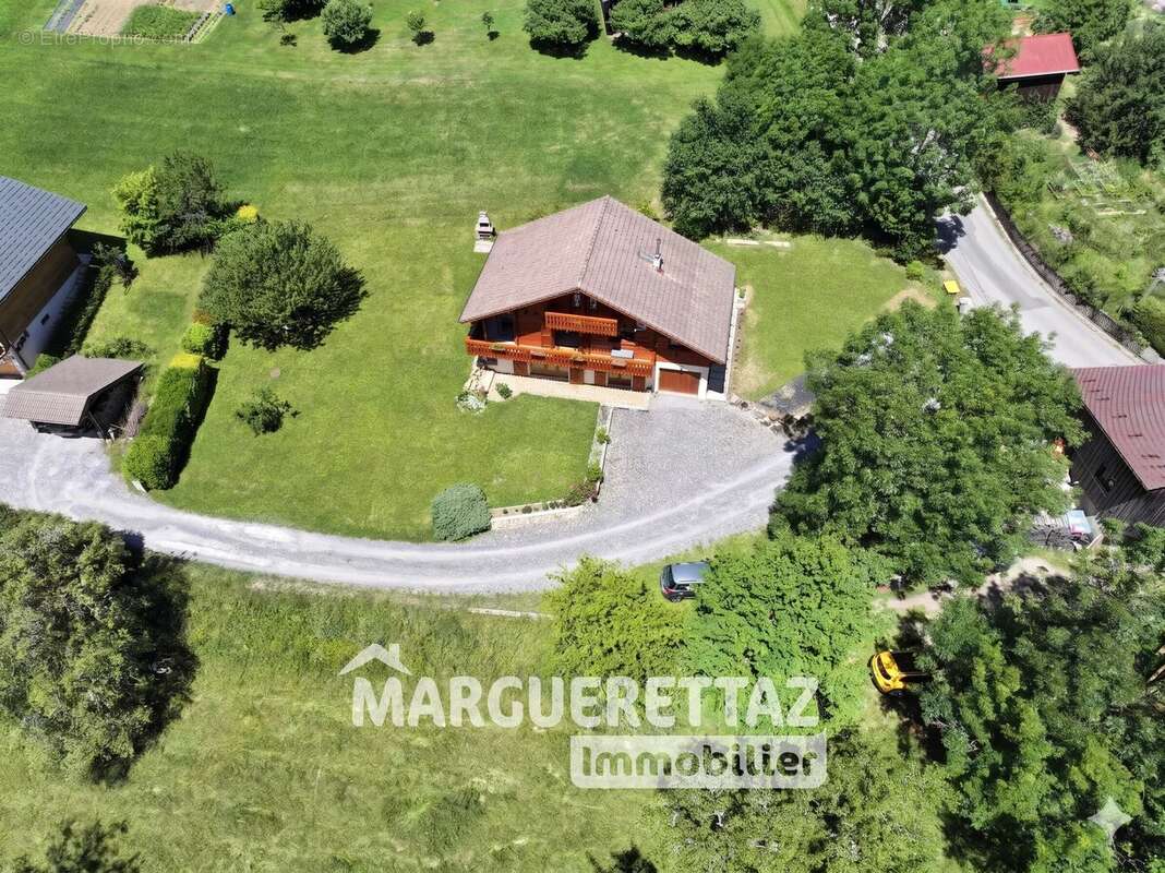 Maison à HABERE-LULLIN