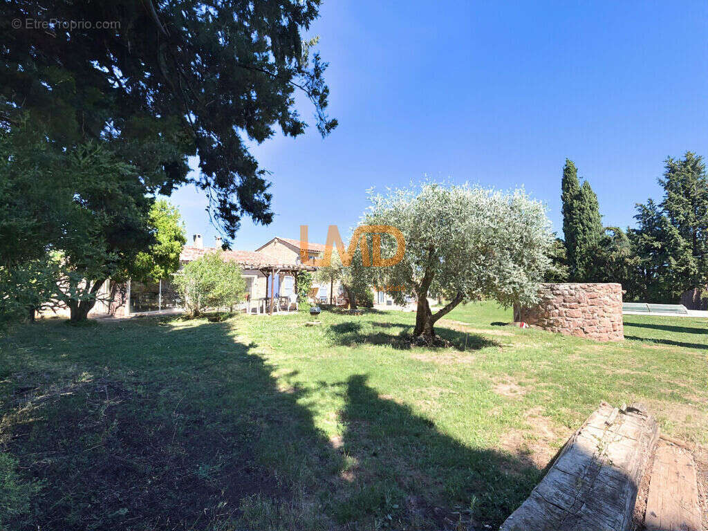 Maison à LA MOTTE