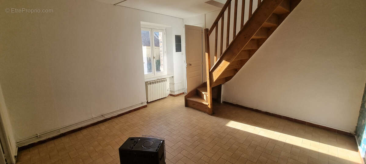 Maison à CLOYES-SUR-LE-LOIR