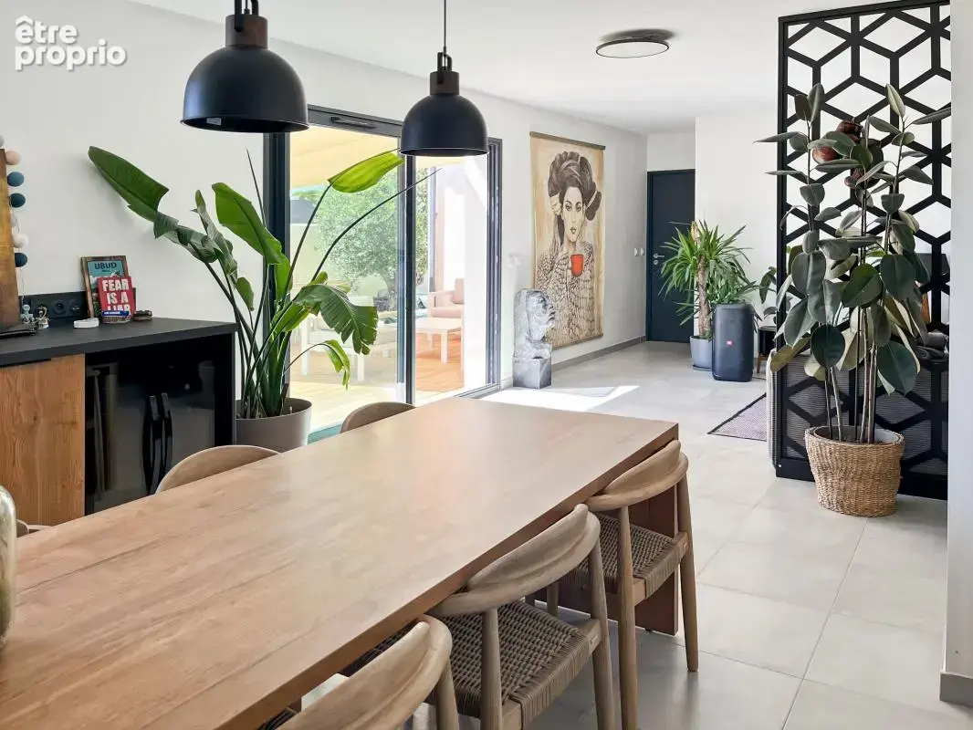Vente maison récente à Marseillan avec superbe terrasse et piscine - photo 4
