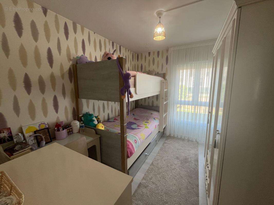 Appartement à LA VERPILLIERE