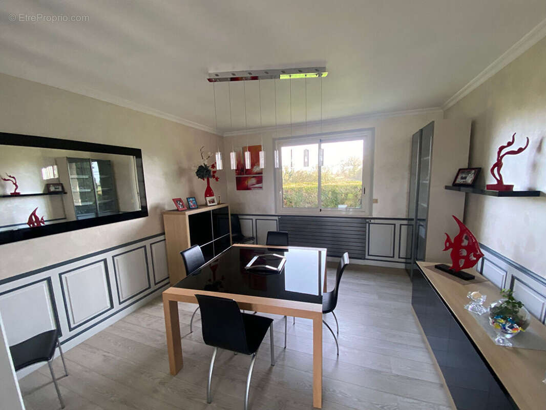 5mn du centre ville de laval- belle maison avec etang - photo 6