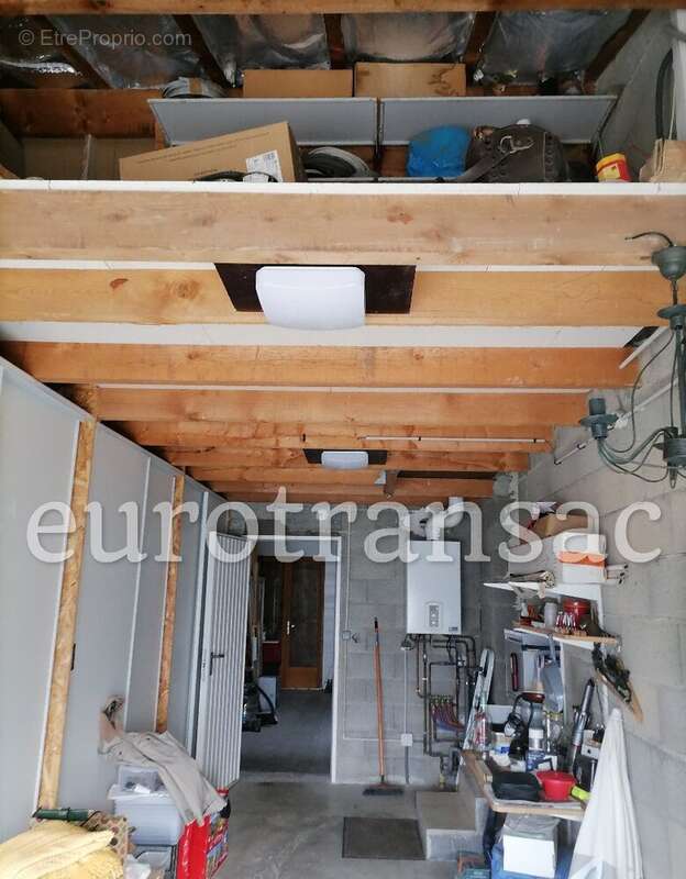 Maison à SAINT-THIBERY