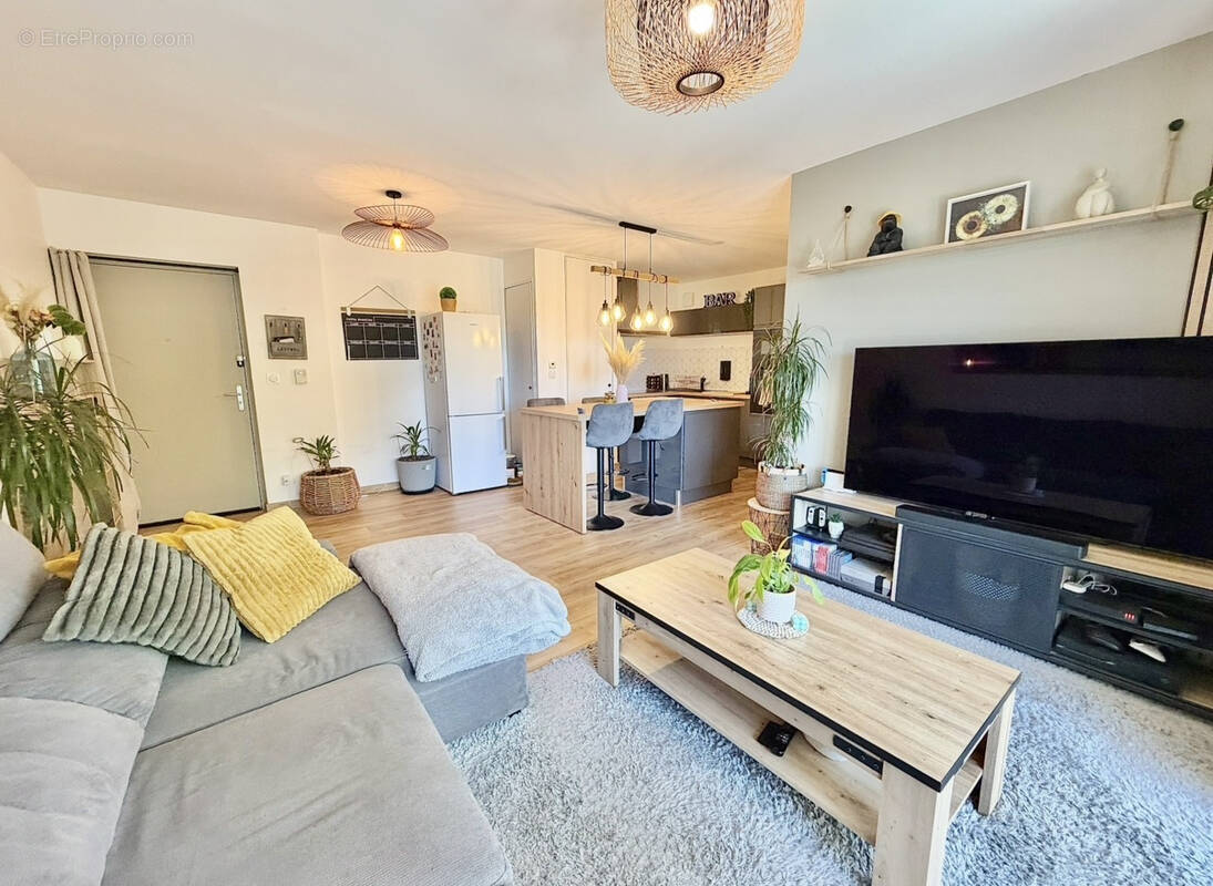 Appartement à SAINT-CERGUES