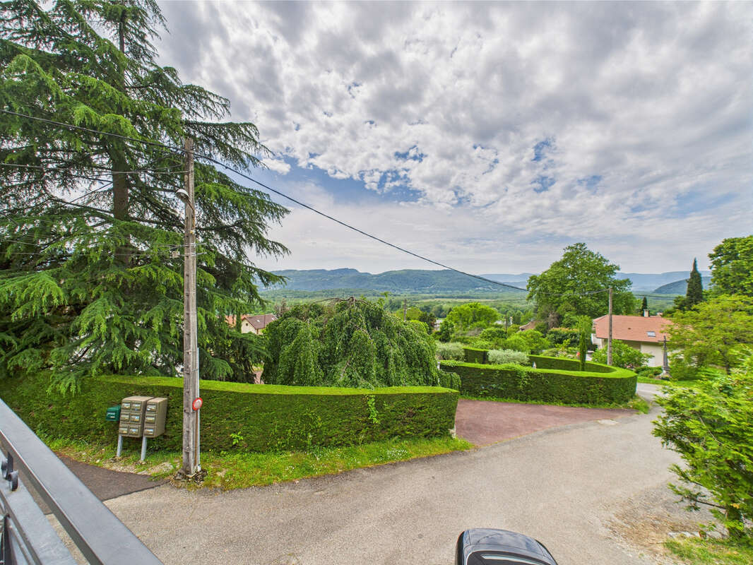 Maison à CHINDRIEUX