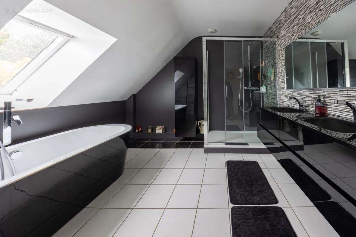 Maison à SAINT-BRIAC-SUR-MER