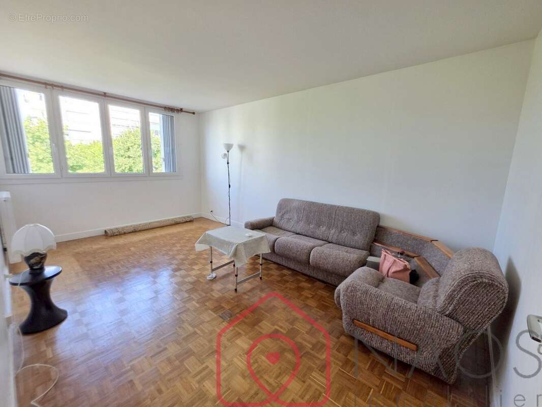 Appartement à SAINT-JEAN-LE-BLANC