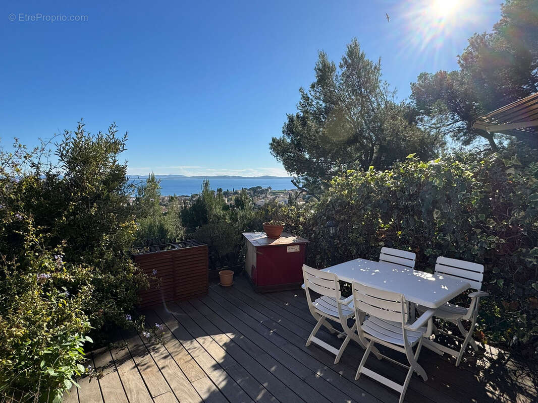 Appartement à CARQUEIRANNE