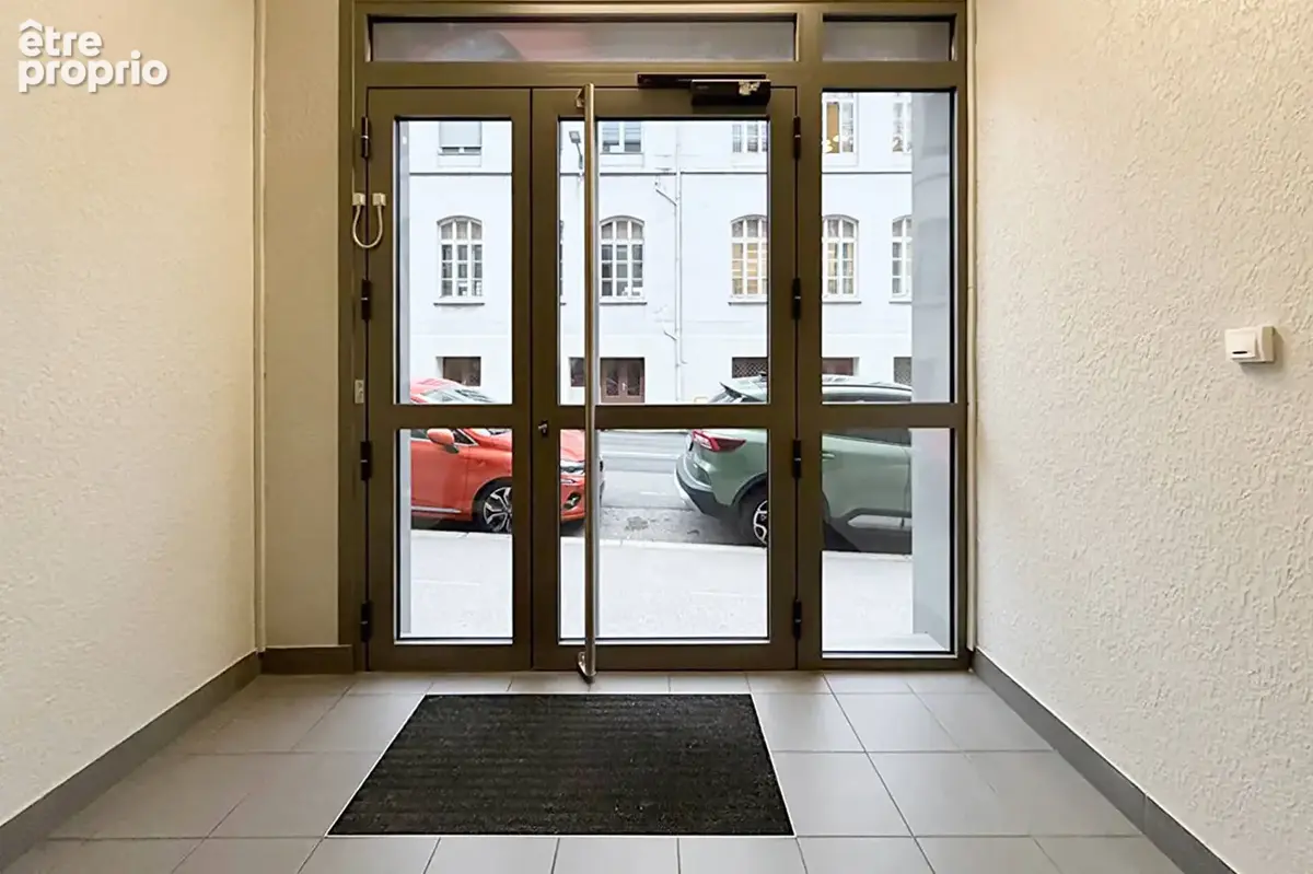 T3 - Centre Caluire - Viager occupé - photo 13