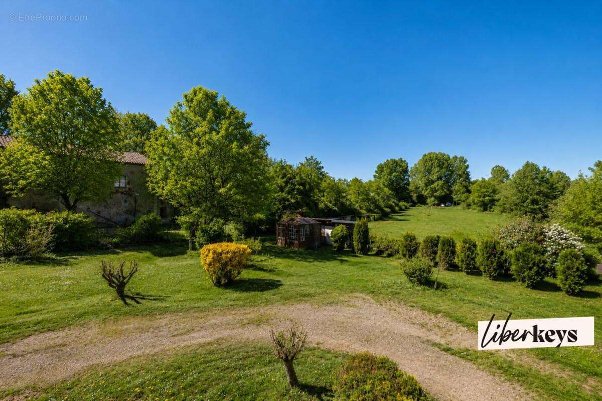 Deux logements, plus de 8 400 m² de terrain, dépendances et cadre de vie privilégié entre Pamiers et Mirepoix - photo 12