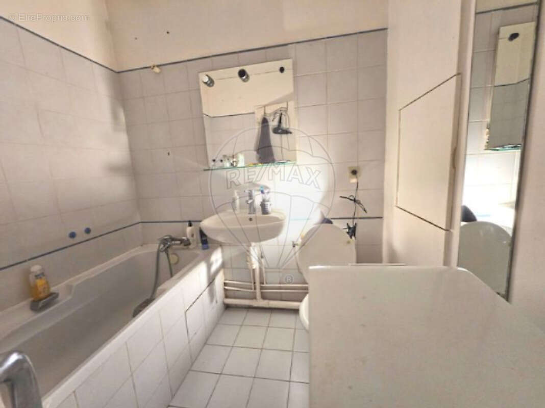 Appartement à PARIS-11E