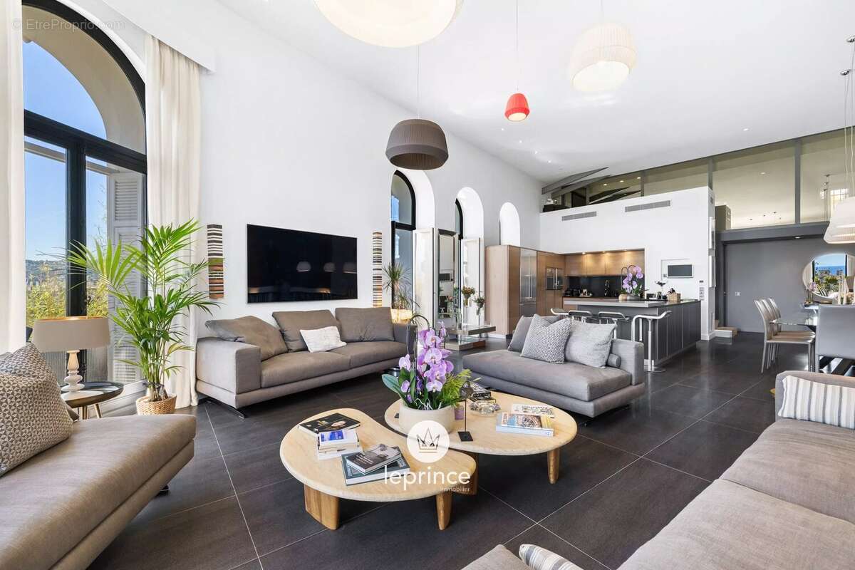 Nice Cimiez - Appartement en Rotonde - Terrasse - photo 3