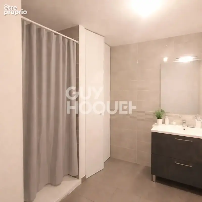 Canet-en-Roussillon - T3 de 60 m² avec balcon et belle vue sur le Canigou - photo 7