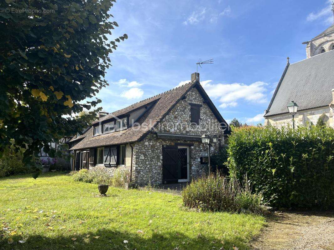 Maison à LA SAUSSAYE