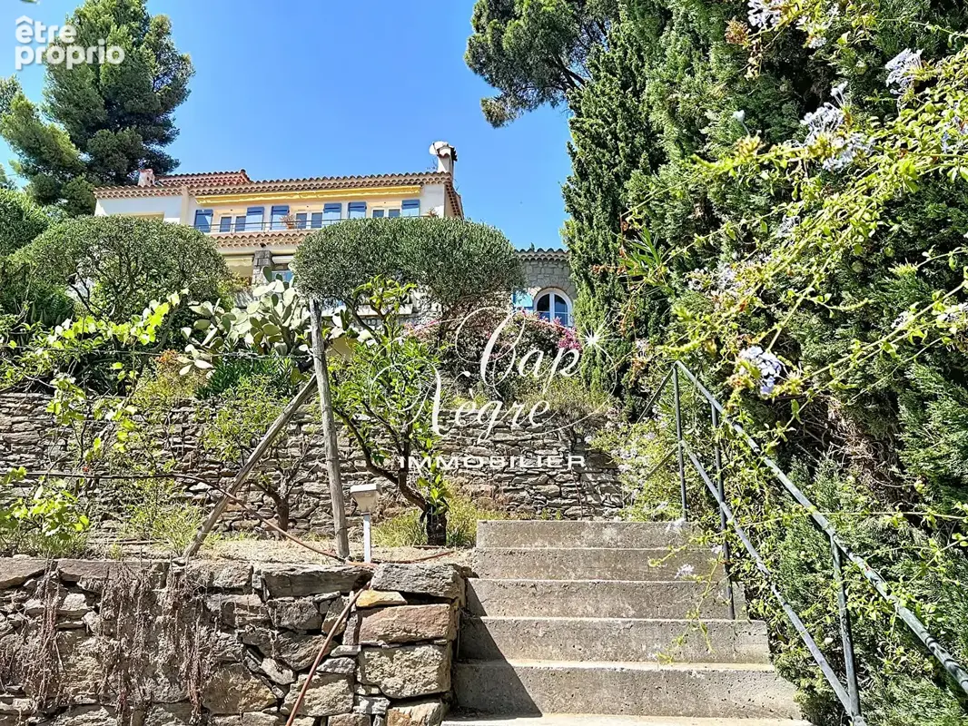 Propriété de charme avec accès privé à la plage au Lavandou - photo 14