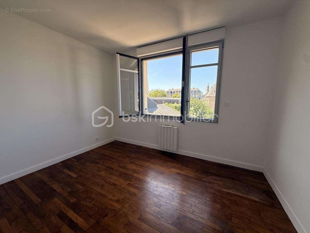 Appartement T2 entièrement rénové – À 8 minutes à pied du centre historique de Vitré - photo 4