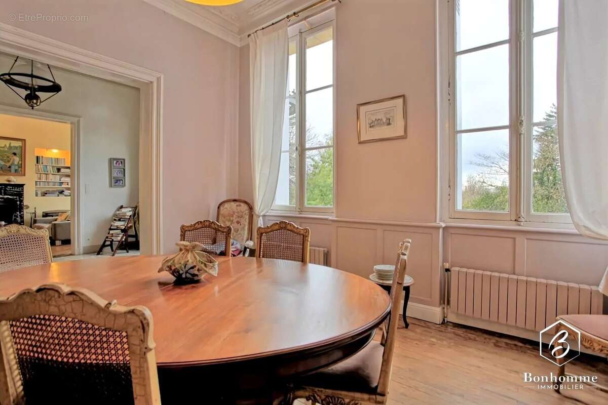 Maison à LESTIAC-SUR-GARONNE