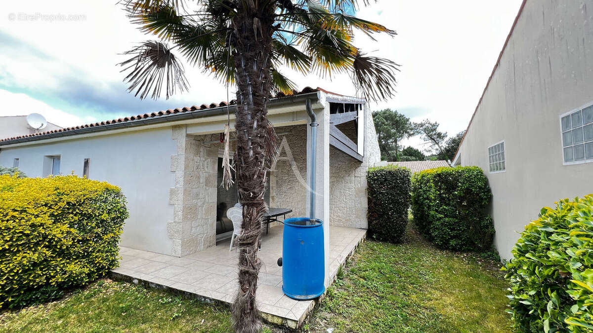 Maison à LES MATHES