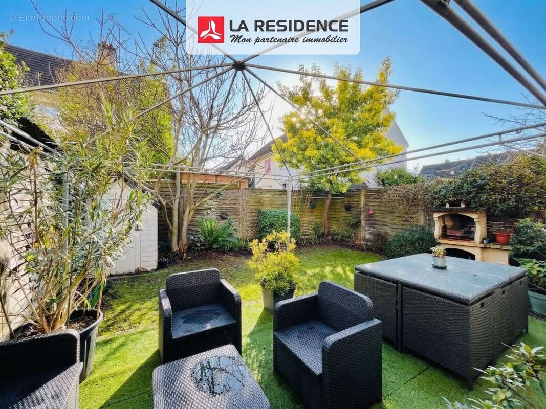 Maison à SAINT-OUEN-L'AUMONE