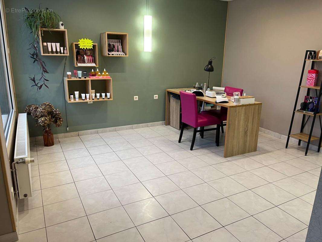 Maison à FONTAINE-AU-PIRE