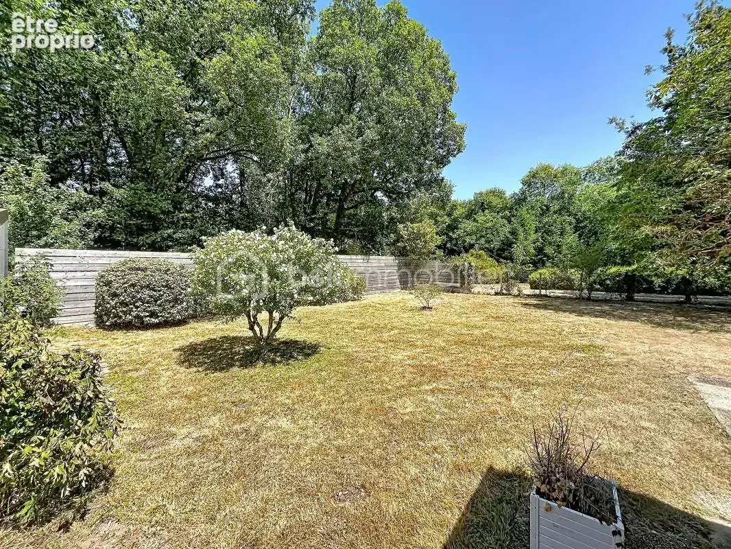 Longère de charme au calme sur un terrain de 1 700 m² — Château-Renard - photo 28