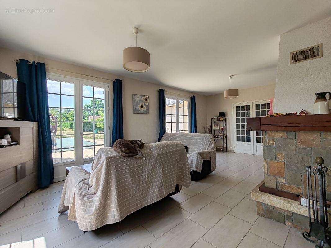 Maison à CHATEAU-RENARD