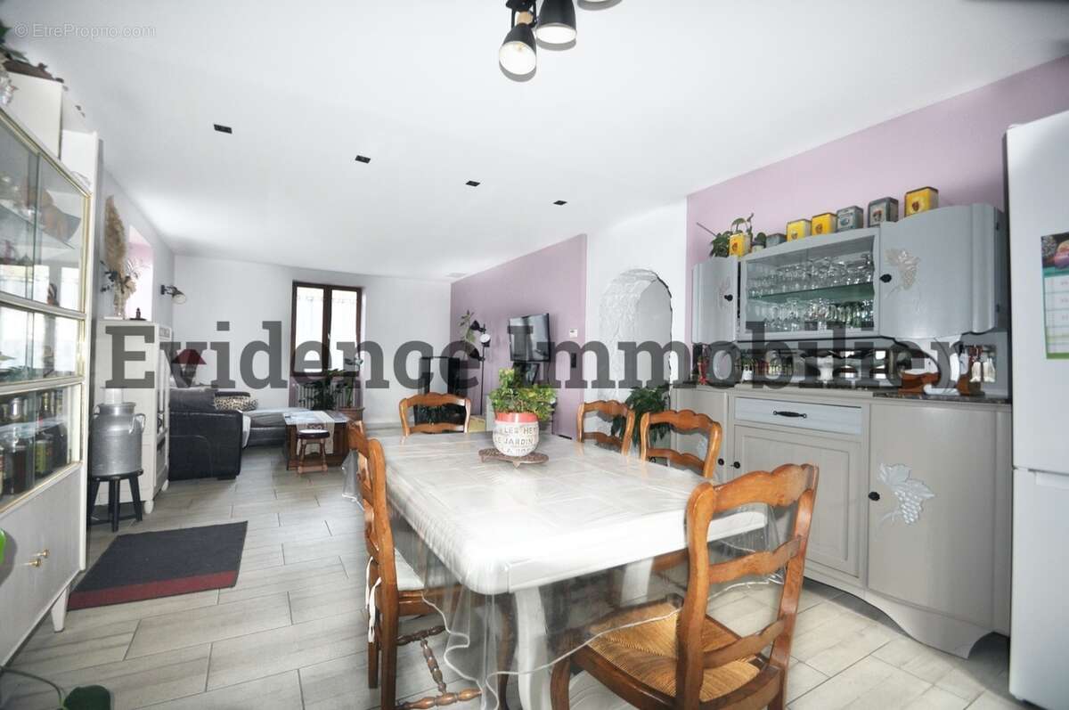 Maison à ALBERTVILLE