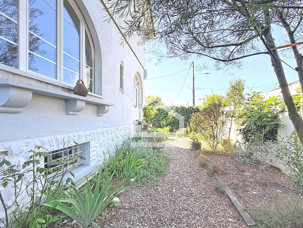 Maison à LE BOUSCAT