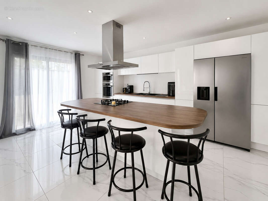 Maison contemporaine avec suite parentale, garage et piscine. - photo 4