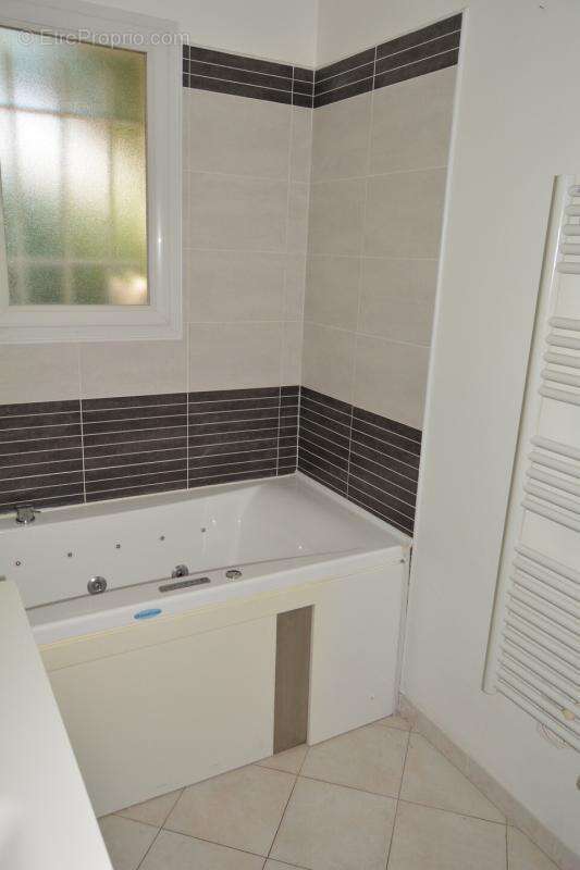 Maison à VILLENEUVE-LES-MAGUELONE