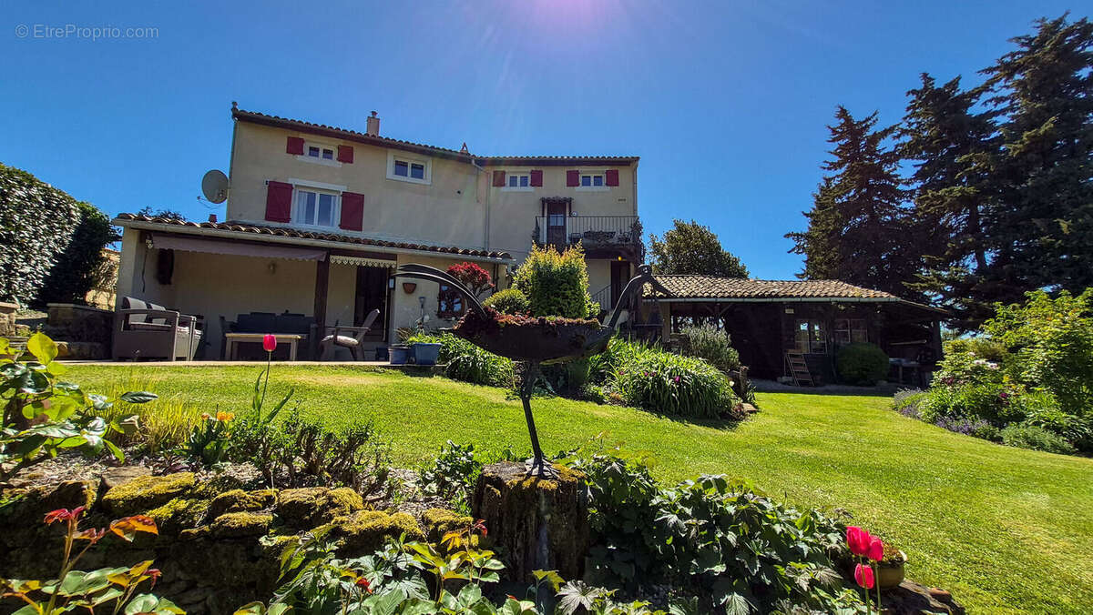 rear - Maison à TREZIERS