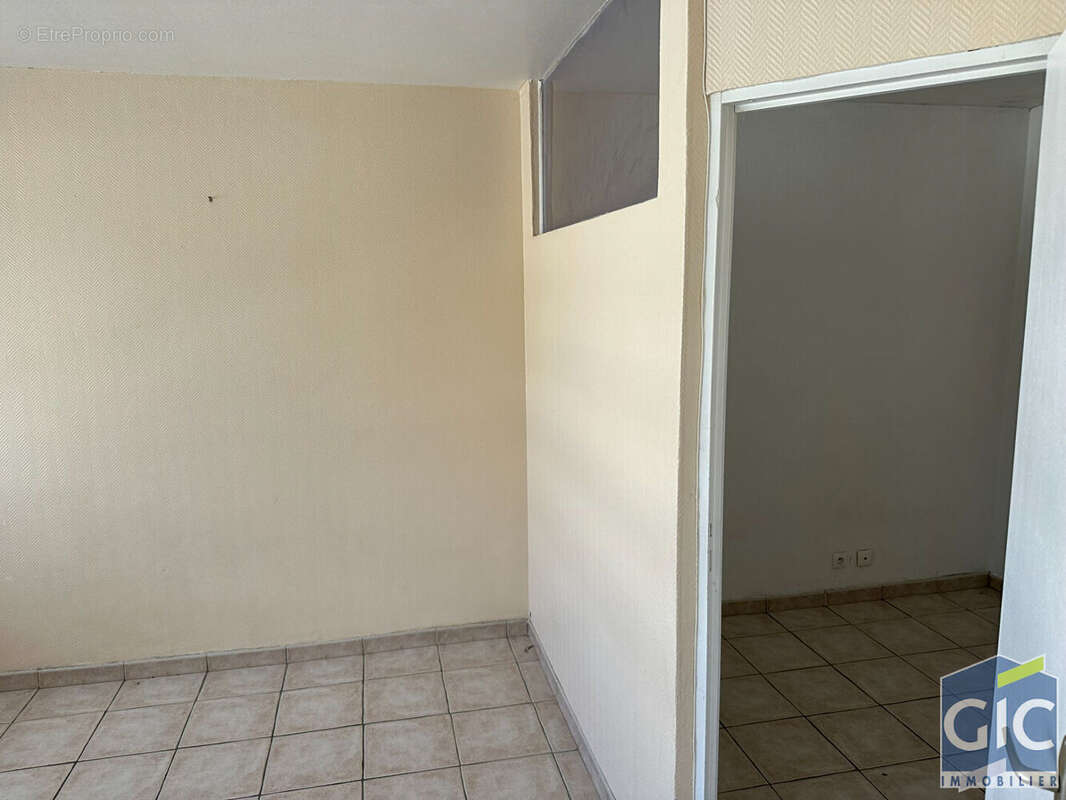 Appartement à HEROUVILLE-SAINT-CLAIR