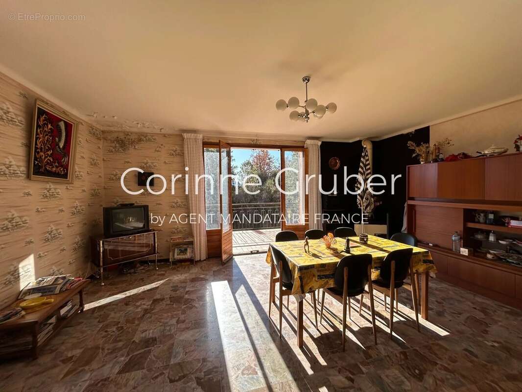 Maison à CHAMPTERCIER