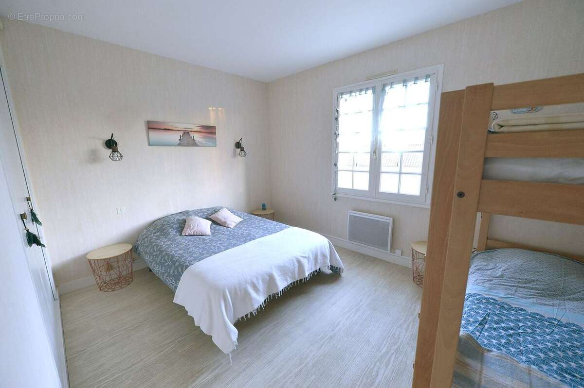 Maison à COZES
