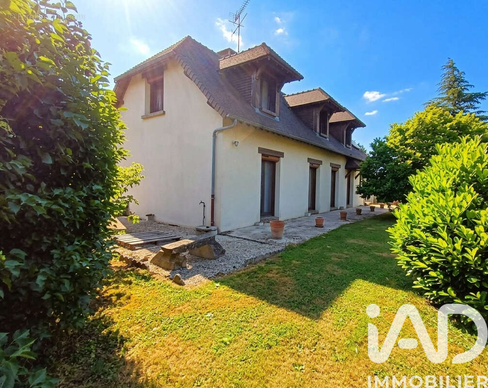 Photo 2 - Maison à CHAUMESNIL