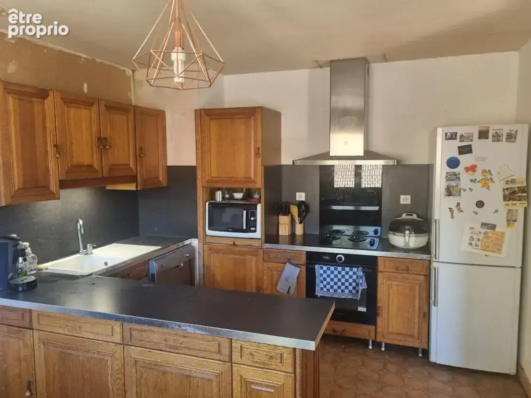 Saint Sauveur en Rue 42220 maison familiale sur sous-sol complet 103.61m² habitables 4 chambres sur 1568m² de terrain - photo 5