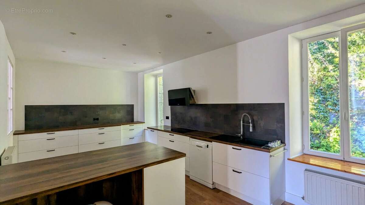 Appartement à PORT-LAUNAY