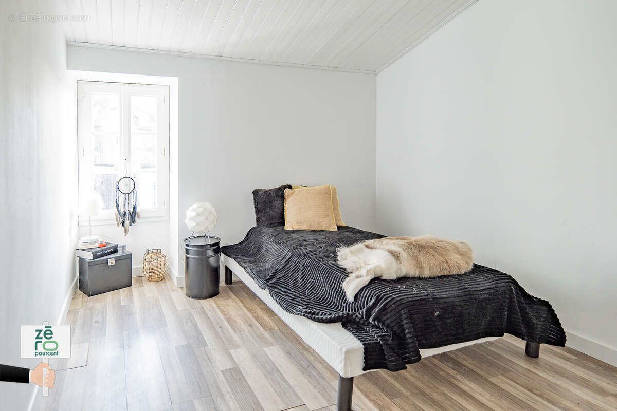 Maison à SAINT-CYR-EN-TALMONDAIS