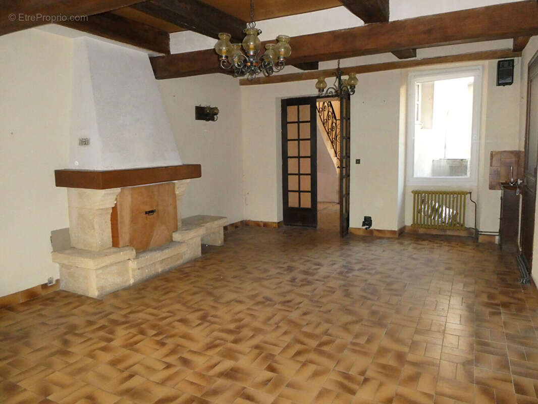 Maison à PAIMBOEUF